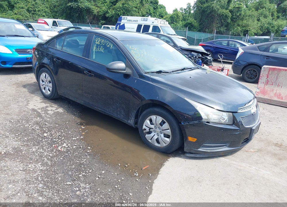 2014 CHEVROLET CRUZE LS MANUAL VIN: 1G1PB5SH1E7130630