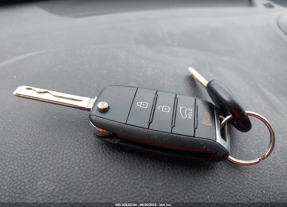 2015 KIA SOUL VIN: KNDJN2A26F7806216