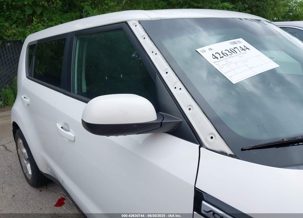 2015 KIA SOUL VIN: KNDJN2A26F7806216