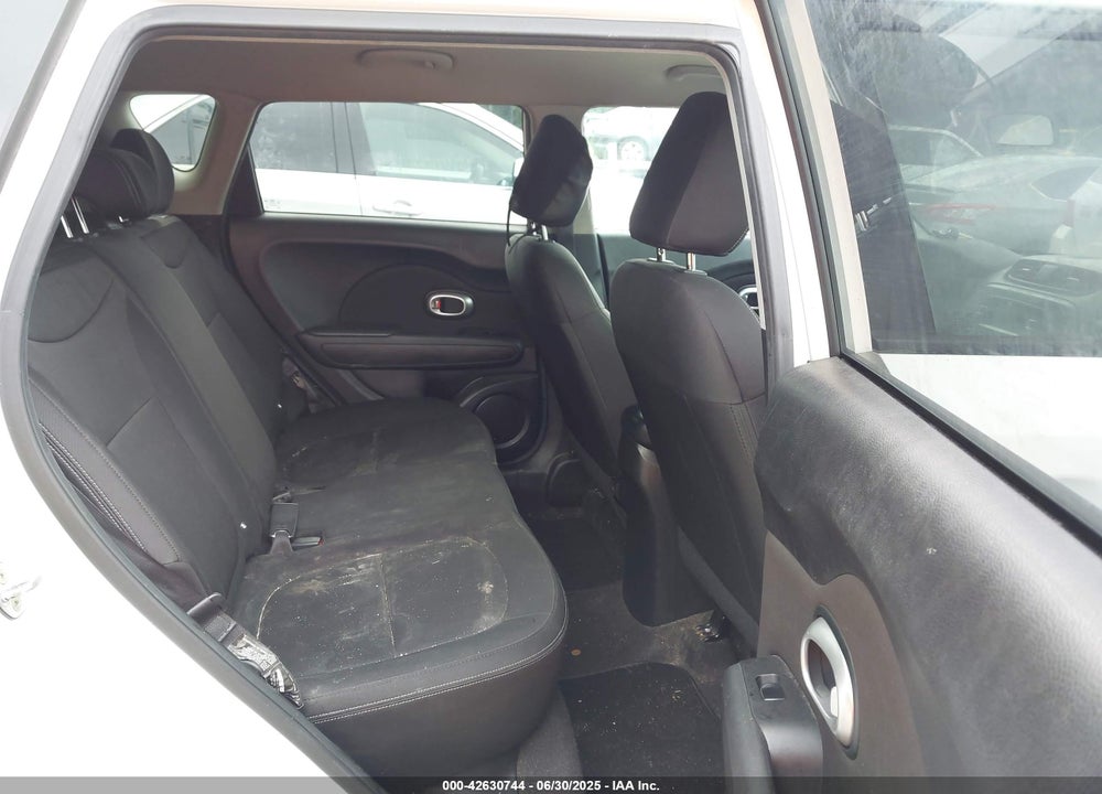 2015 KIA SOUL VIN: KNDJN2A26F7806216