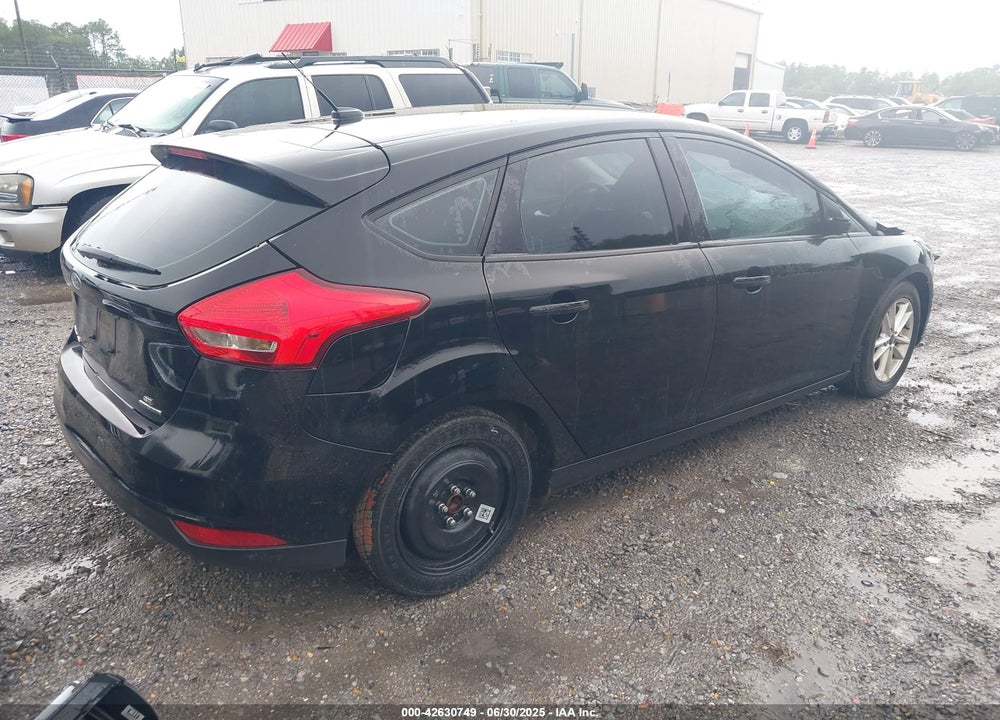 2016 FORD FOCUS SE VIN: 1FADP3K29GL376613