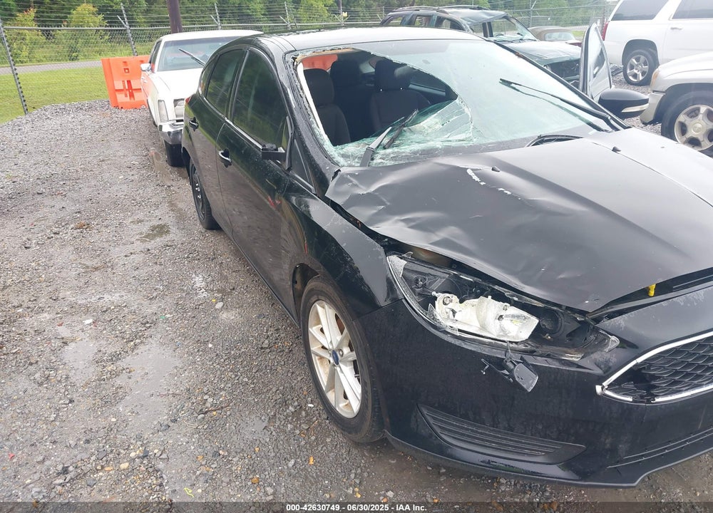 2016 FORD FOCUS SE VIN: 1FADP3K29GL376613