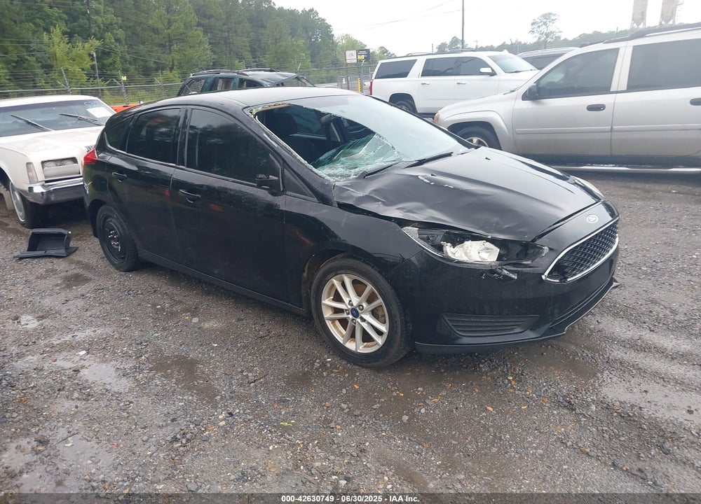 2016 FORD FOCUS SE VIN: 1FADP3K29GL376613