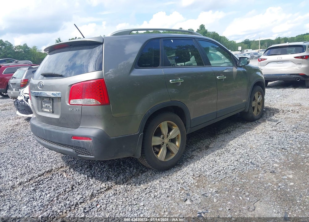 2012 KIA SORENTO VIN: 5XYKUDA27CG306485