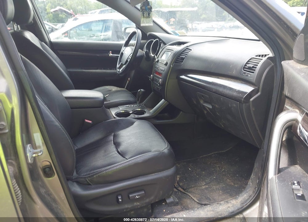 2012 KIA SORENTO VIN: 5XYKUDA27CG306485