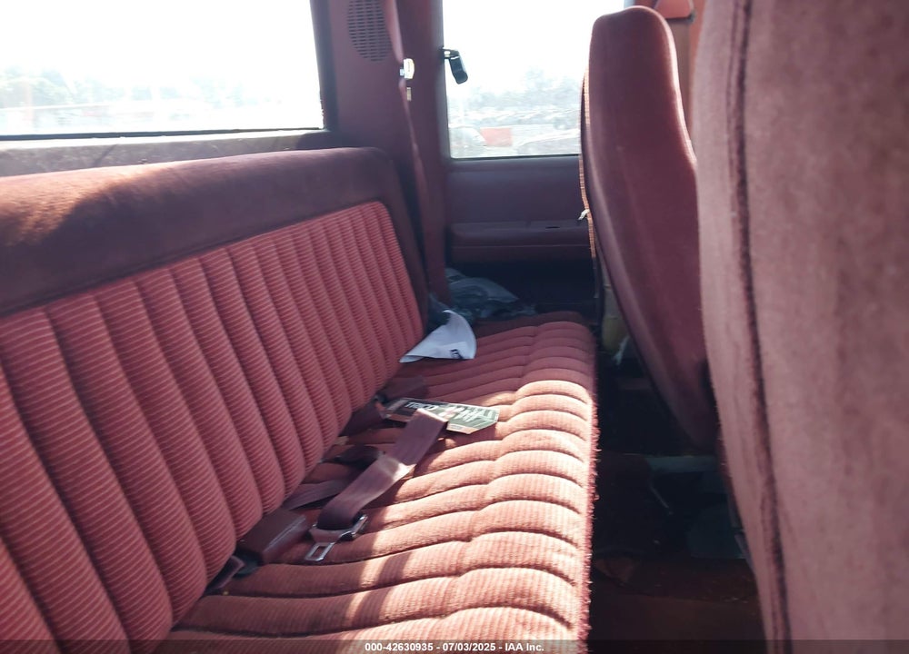 1994 CHEVROLET GMT-400 K1500 VIN: 2GCEK19K0R1218368
