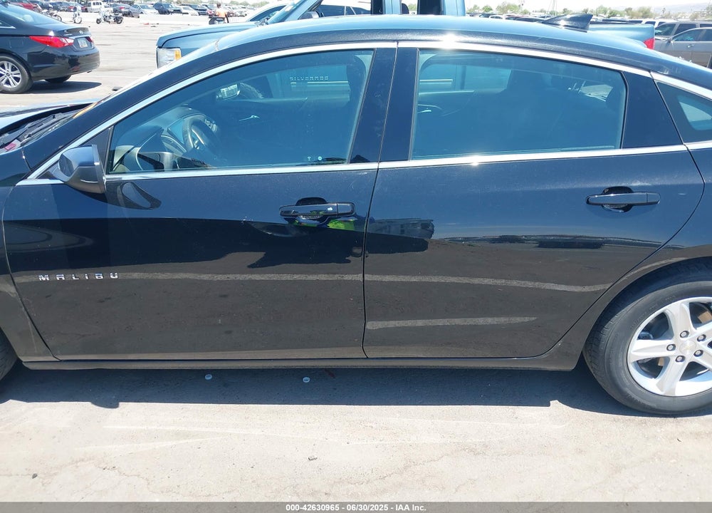 2022 CHEVROLET MALIBU VIN: 1G1ZD5ST4NF158600