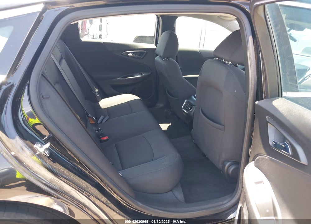 2022 CHEVROLET MALIBU VIN: 1G1ZD5ST4NF158600