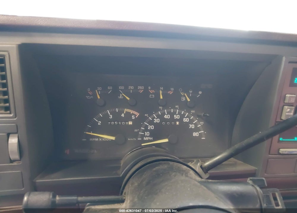 1992 CHEVROLET GMT-400 K2500 VIN: 1GCFK24K2NE165196