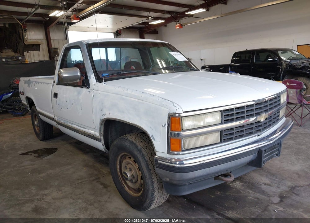 1992 CHEVROLET GMT-400 K2500 VIN: 1GCFK24K2NE165196