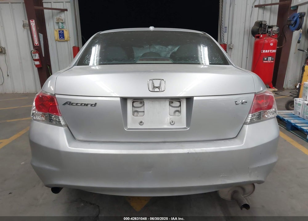 2008 HONDA ACCORD VIN: 1HGCP36848A073595
