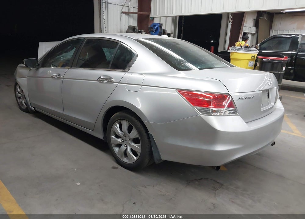 2008 HONDA ACCORD VIN: 1HGCP36848A073595