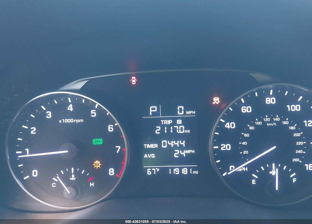 2017 HYUNDAI ELANTRA VIN: 5NPD84LF6HH020625