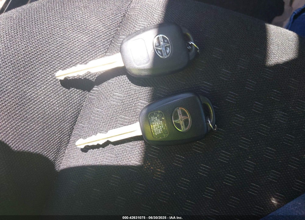 2013 TOYOTA SCION XD VIN: JTKKUPB4XD1037149