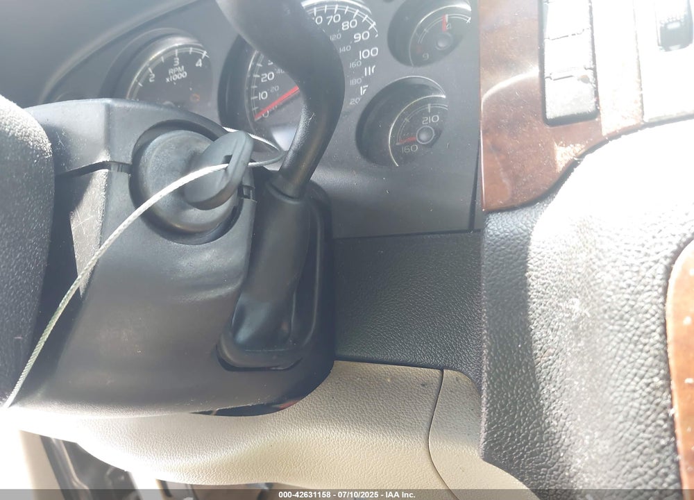 2007 CHEVROLET TAHOE VIN: 1GNFK130X7R309042