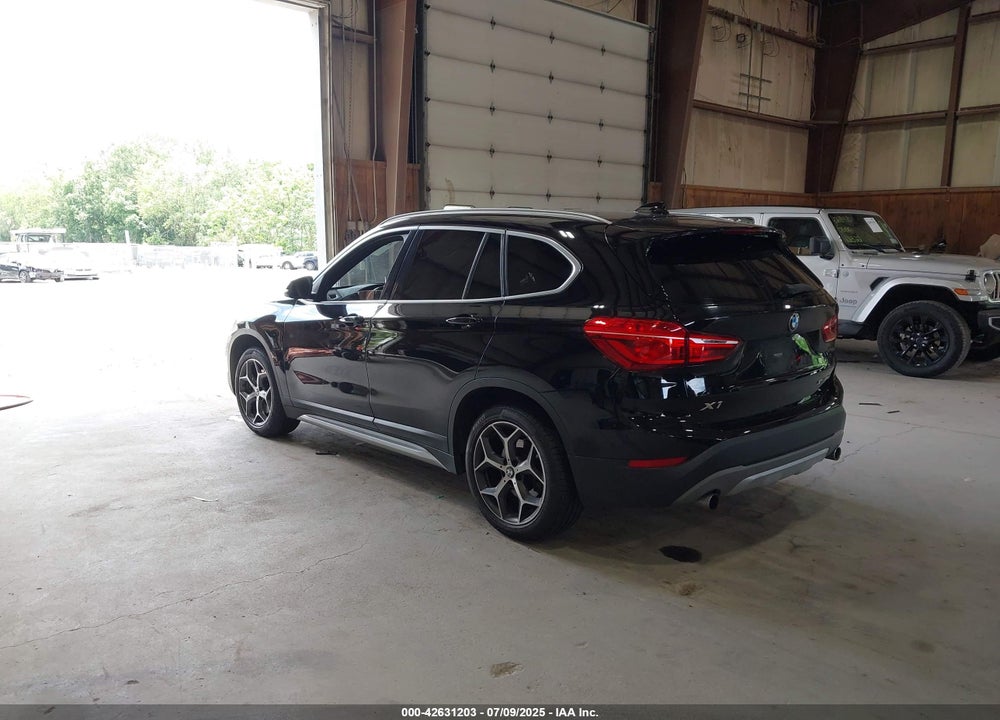 2018 BMW X1 VIN: WBXHT3C38J5L29750