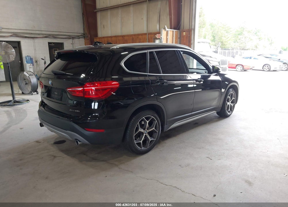 2018 BMW X1 VIN: WBXHT3C38J5L29750