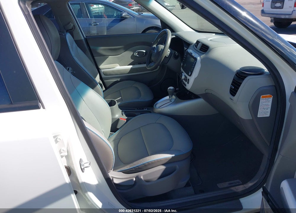 2017 KIA SOUL VIN: KNDJX3AE4H7019200