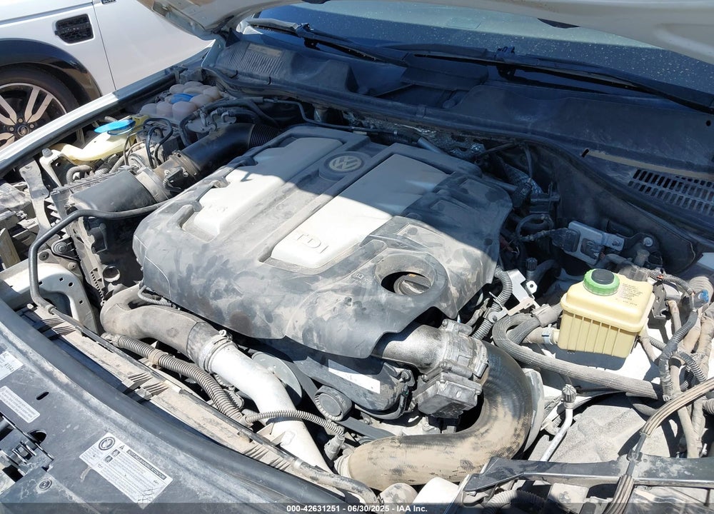 2012 VOLKSWAGEN TOUAREG TDI LUX VIN: WVGEK9BP7CD007874