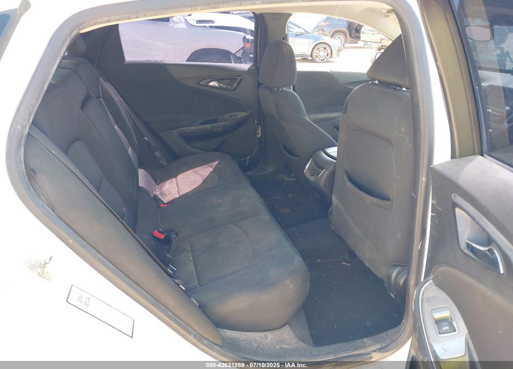2017 CHEVROLET MALIBU VIN: 1G1ZE5ST2HF113172