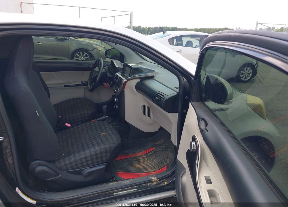 2013 SCION IQ VIN: JTNJJXB00DJ023345