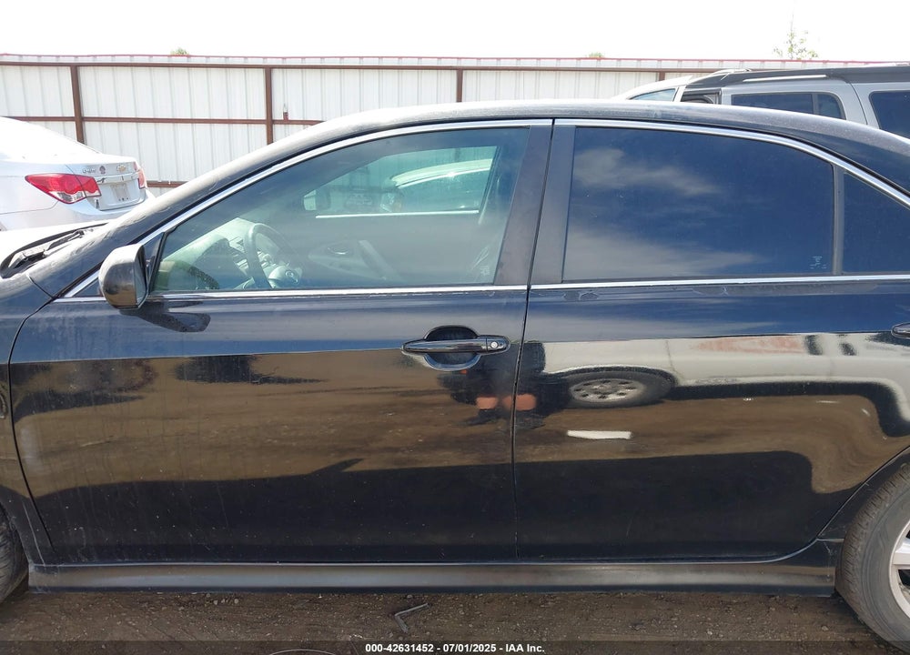 2008 TOYOTA CAMRY SE VIN: 4T1BE46K98U738096