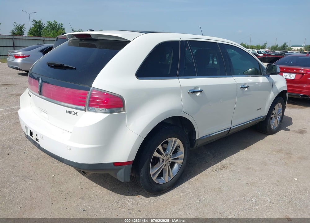 2010 LINCOLN MKX VIN: 2LMDJ6JC0ABJ28572