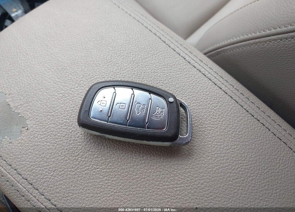 2016 HYUNDAI TUCSON VIN: KM8J33A29GU216313