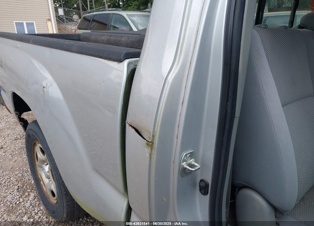 2008 TOYOTA TACOMA VIN: 5TENX22N98Z558558