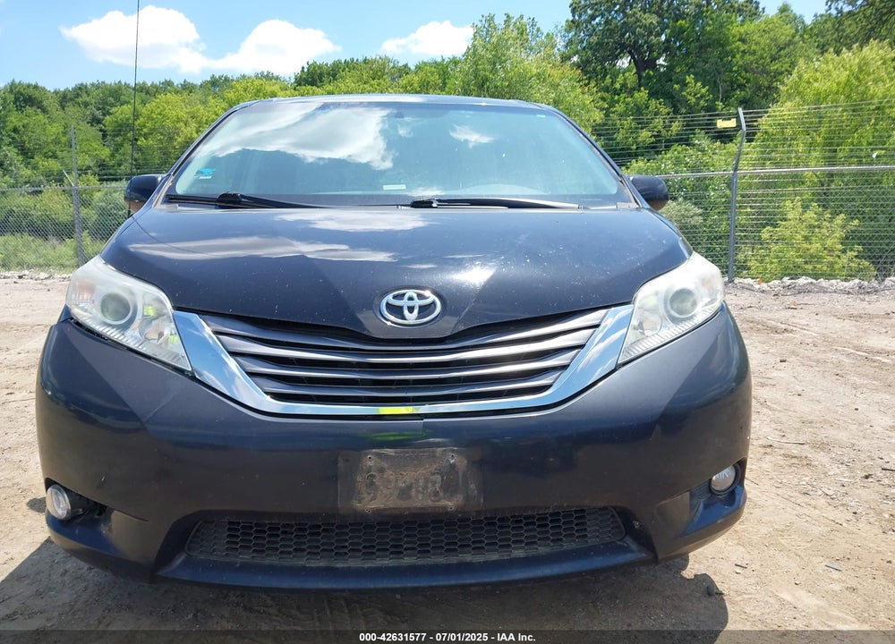 2011 TOYOTA SIENNA VIN: 5TDYK3DC7BS084224