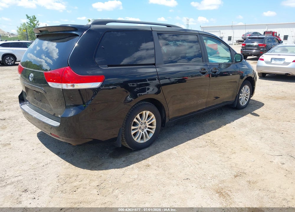 2011 TOYOTA SIENNA VIN: 5TDYK3DC7BS084224