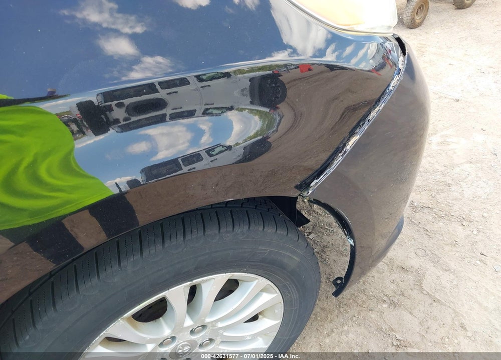 2011 TOYOTA SIENNA VIN: 5TDYK3DC7BS084224