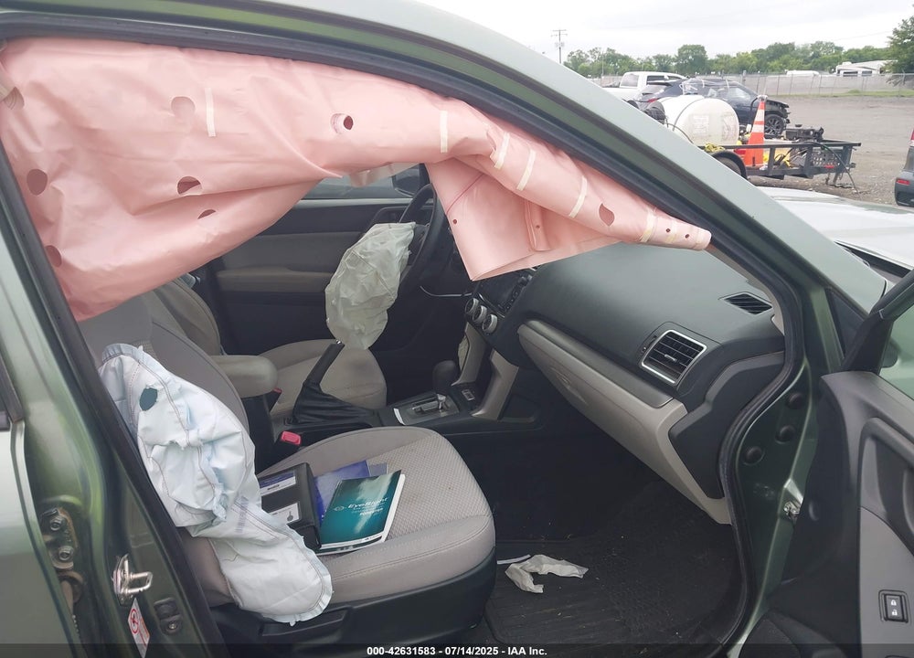 2017 SUBARU FORESTER VIN: JF2SJAGCXHH591576