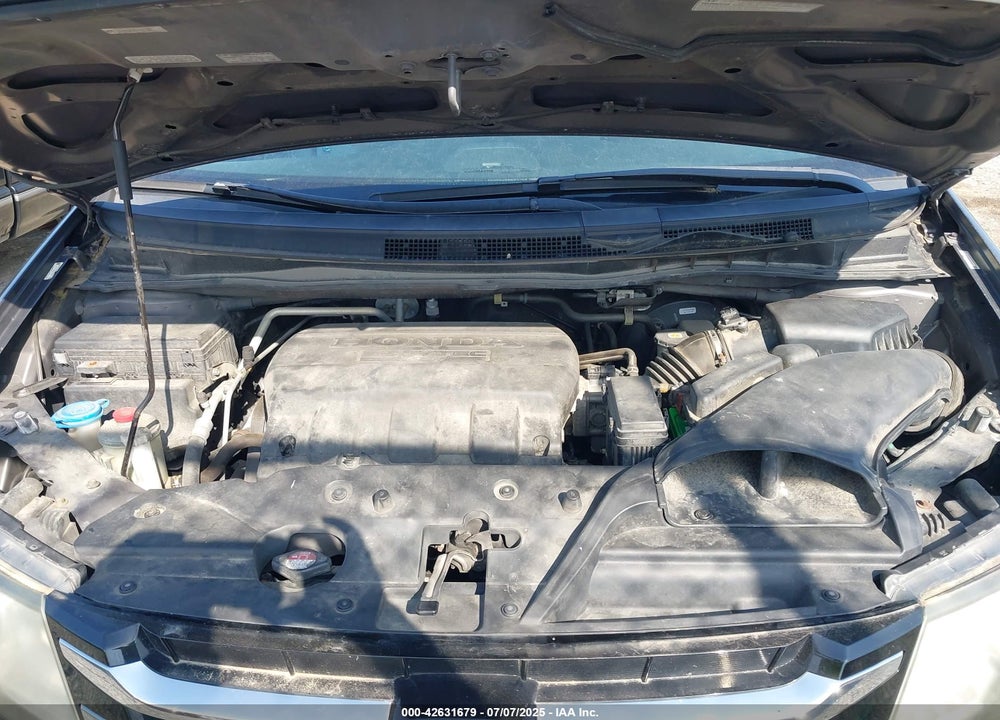 2016 HONDA ODYSSEY VIN: 5FNRL5H33GB041325