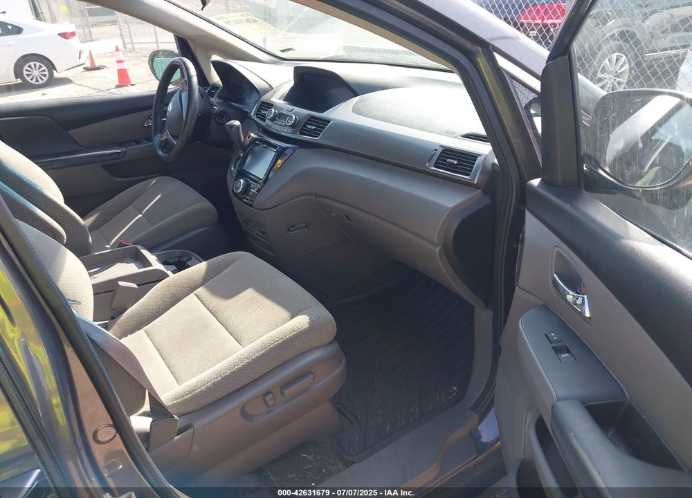 2016 HONDA ODYSSEY VIN: 5FNRL5H33GB041325