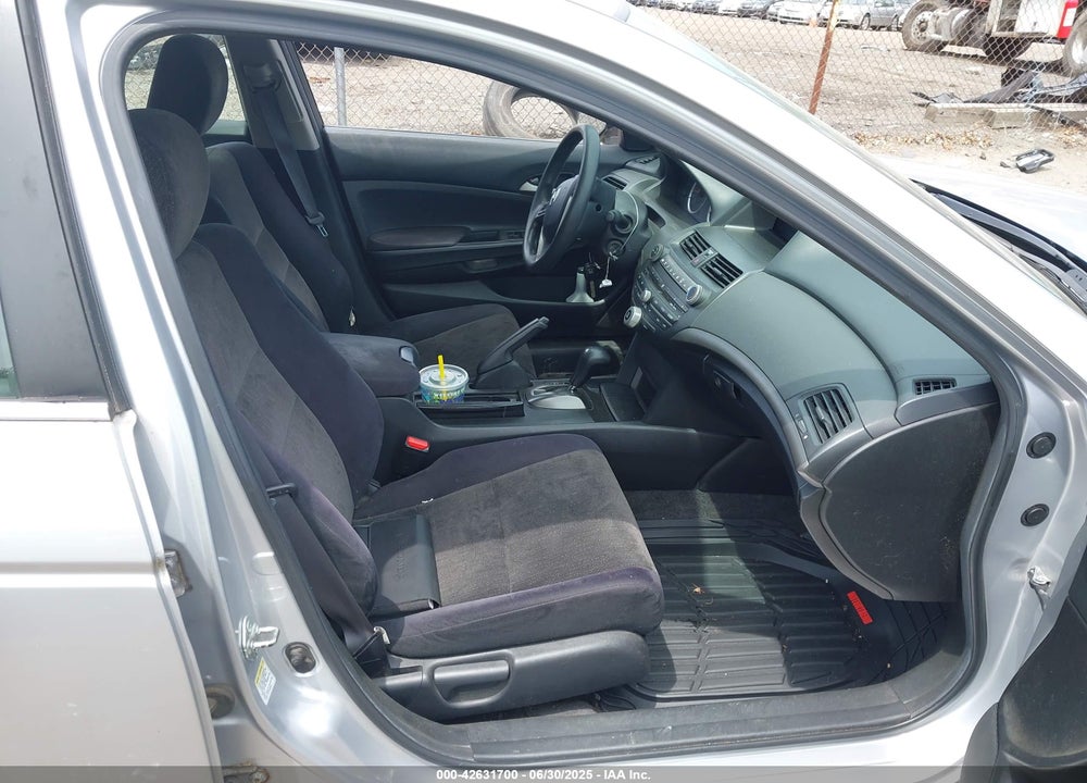 2010 HONDA ACCORD VIN: 1HGCP2F31AA067399
