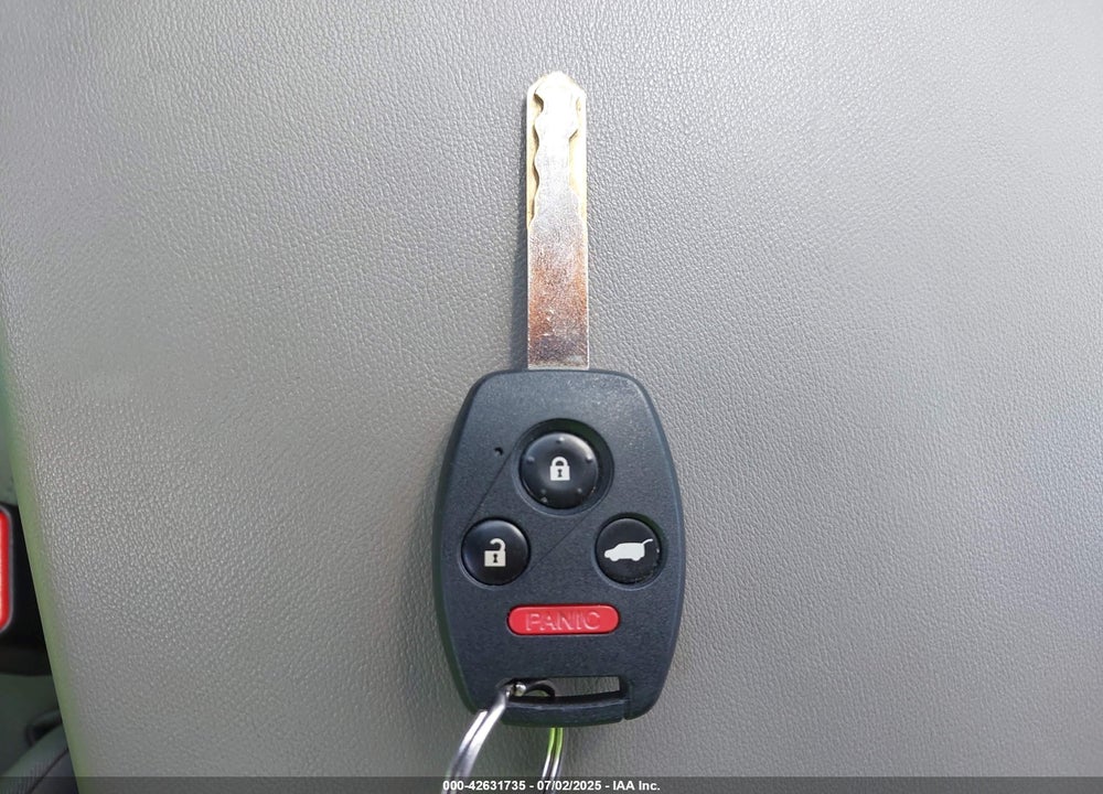 2013 HONDA PILOT LX VIN: 5FNYF4H26DB040489