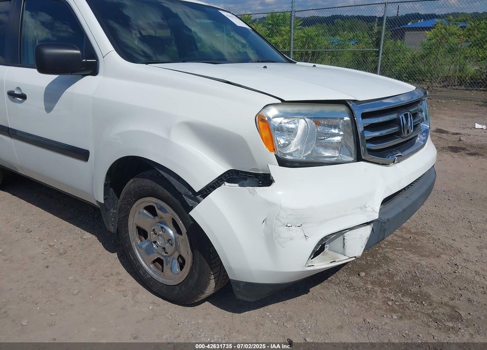 2013 HONDA PILOT LX VIN: 5FNYF4H26DB040489