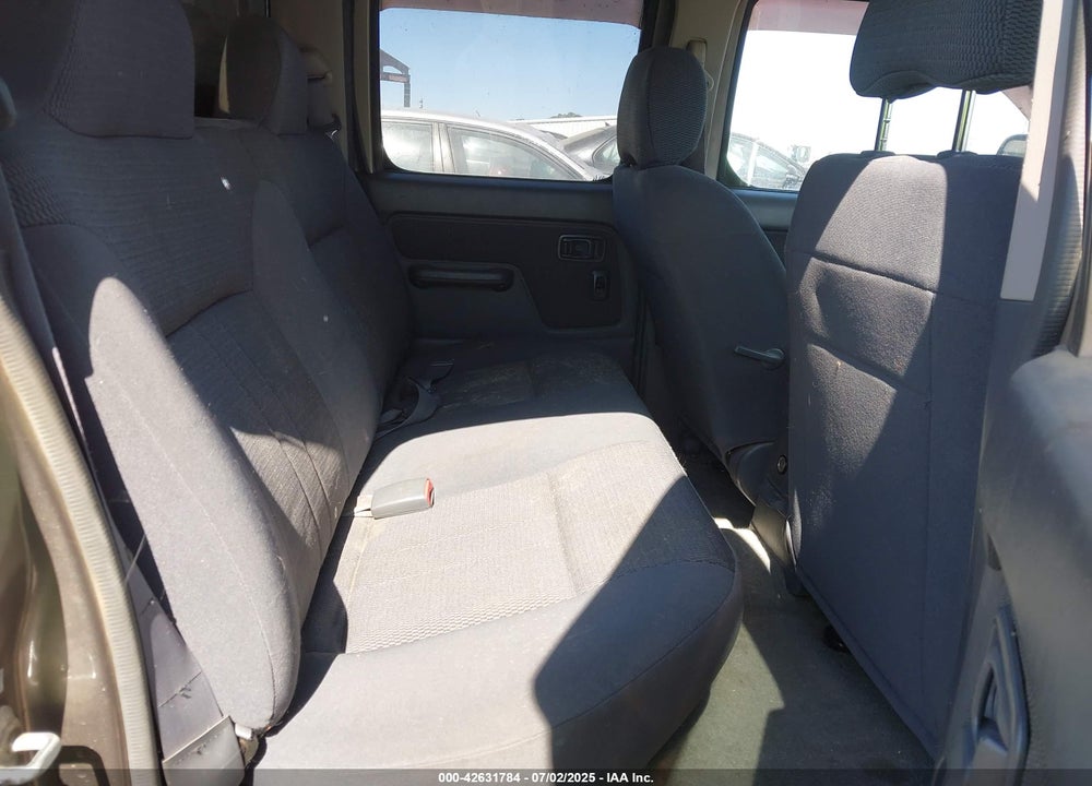 2004 NISSAN FRONTIER XE-V6 VIN: 1N6ED29X84C451720