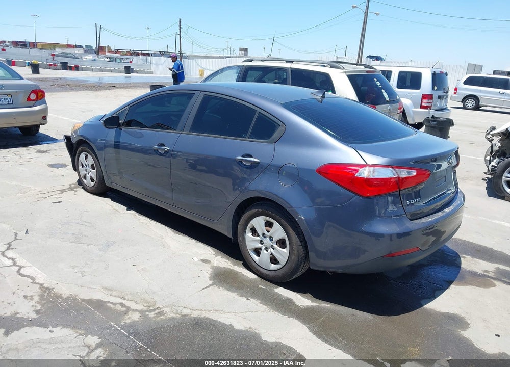2014 KIA FORTE VIN: KNAFX4A68E5219697