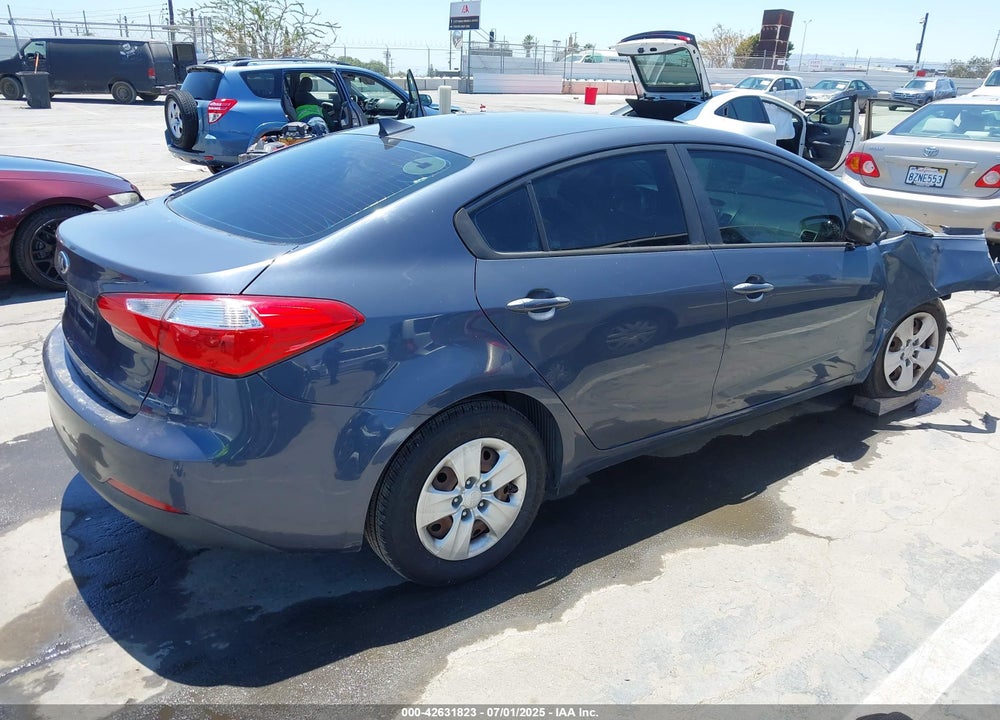 2014 KIA FORTE VIN: KNAFX4A68E5219697