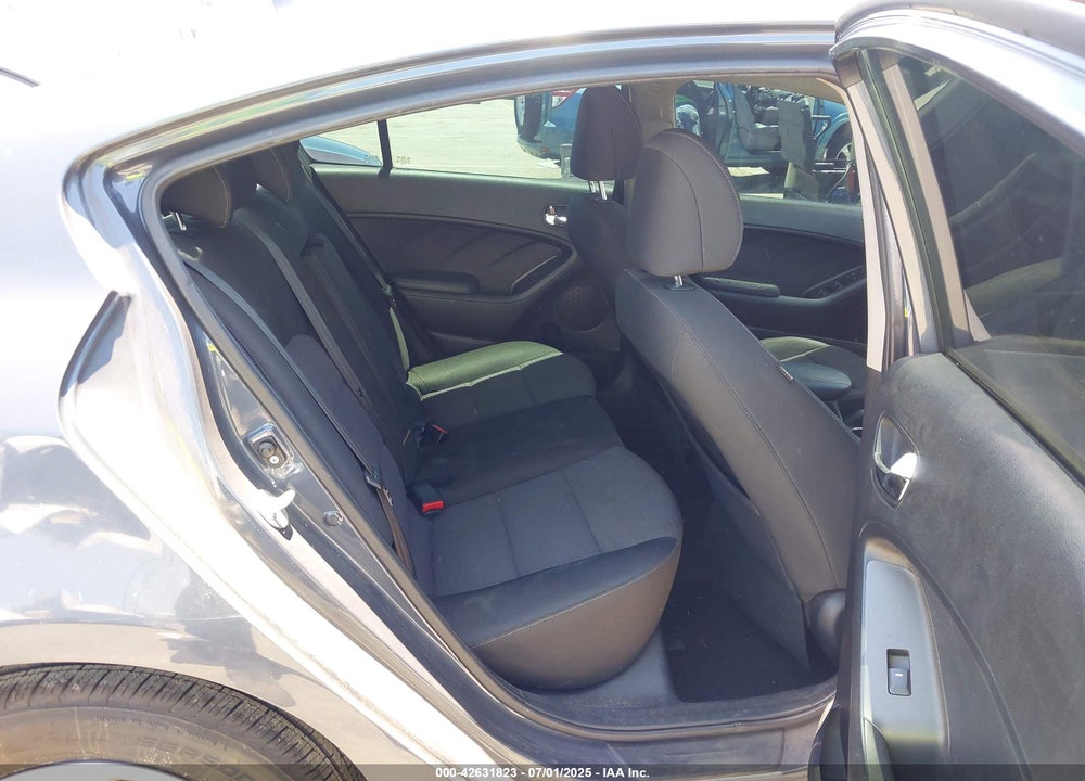 2014 KIA FORTE VIN: KNAFX4A68E5219697