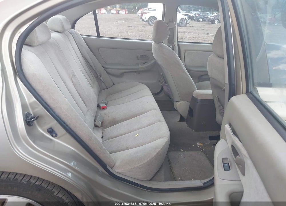 2005 HYUNDAI ELANTRA GLS/GT VIN: KMHDN46D75U962828