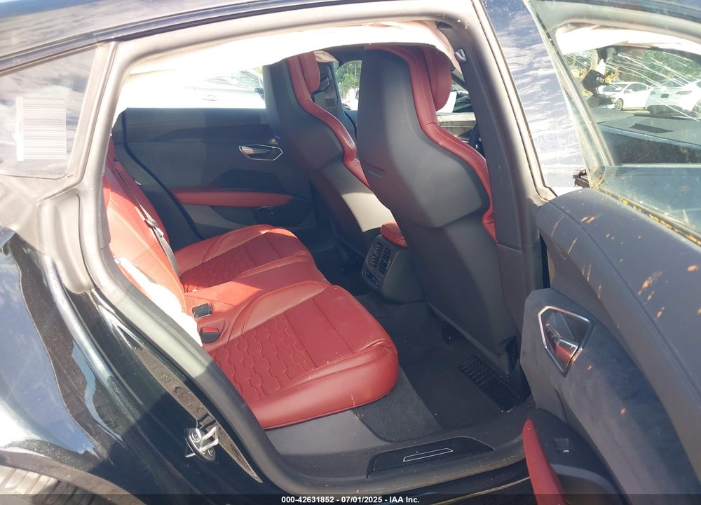2024 AUDI E-TRON GT VIN: WAUCJBFW7R7002685