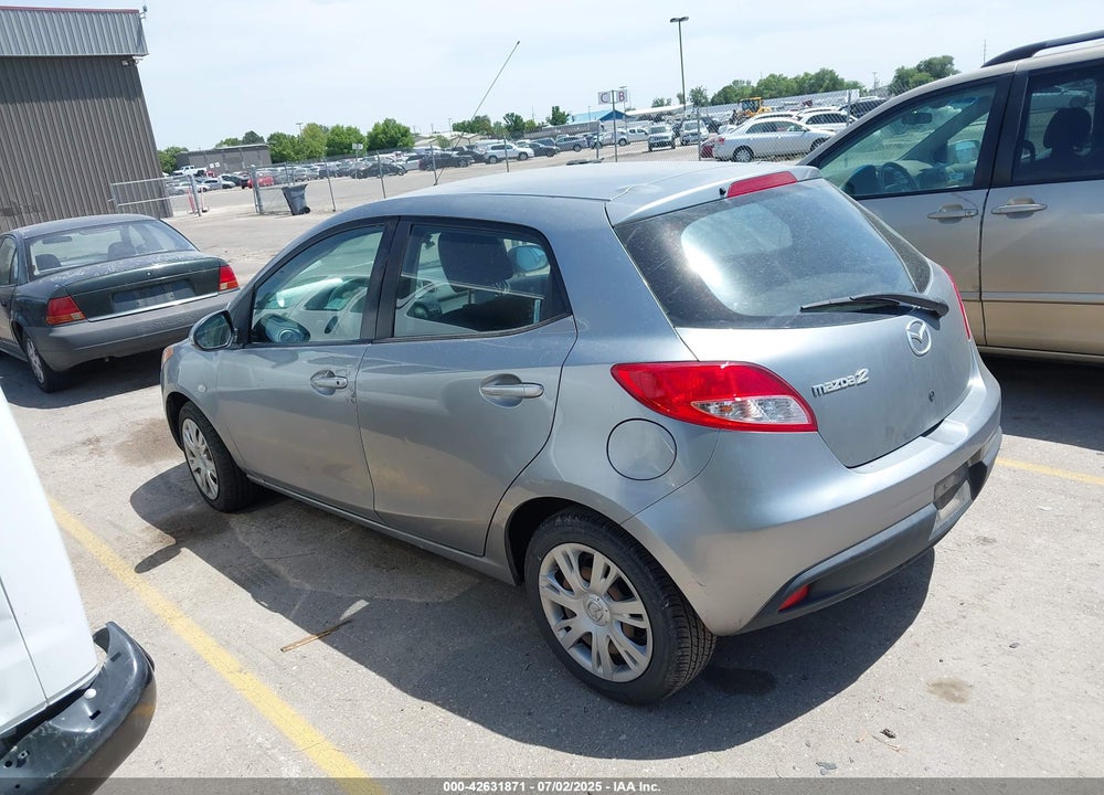 2013 MAZDA 2 SPORT VIN: JM1DE1KZ2D0169852