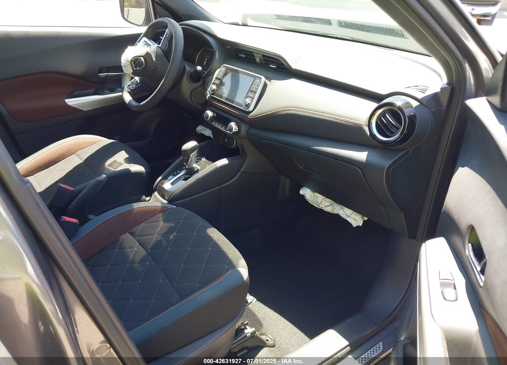 2020 NISSAN KICKS VIN: 3N1CP5DV3LL494179
