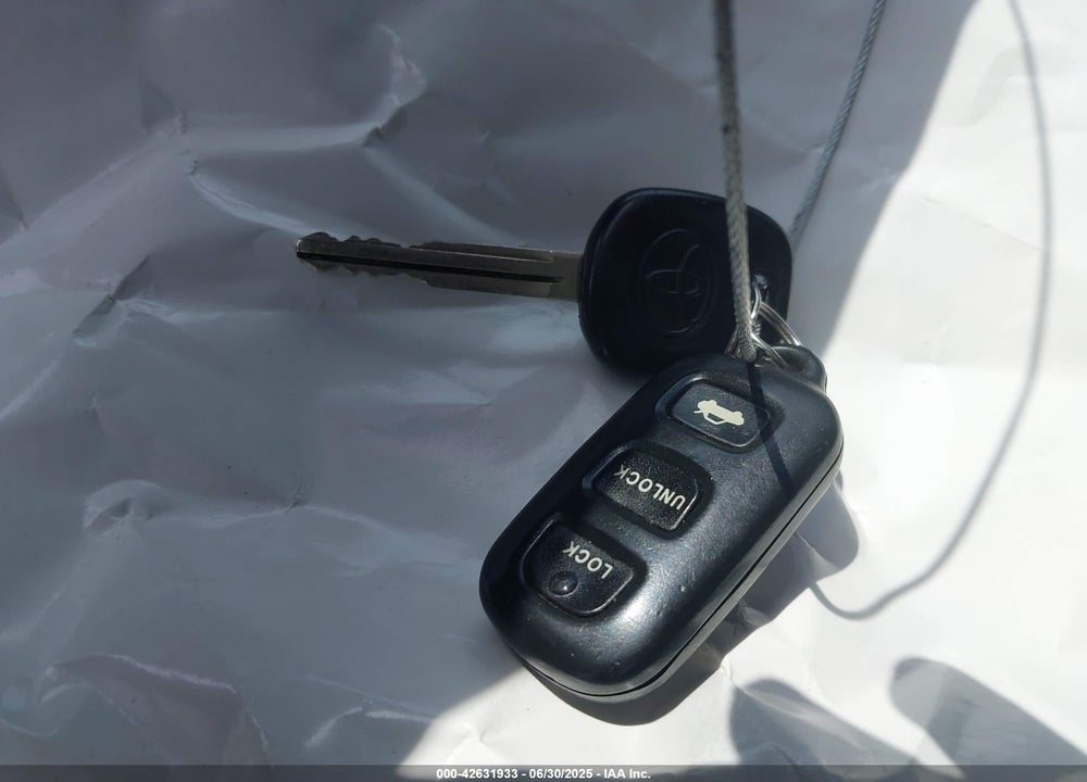 2002 TOYOTA CAMRY SE V6 VIN: 4T1BF30K92U501633