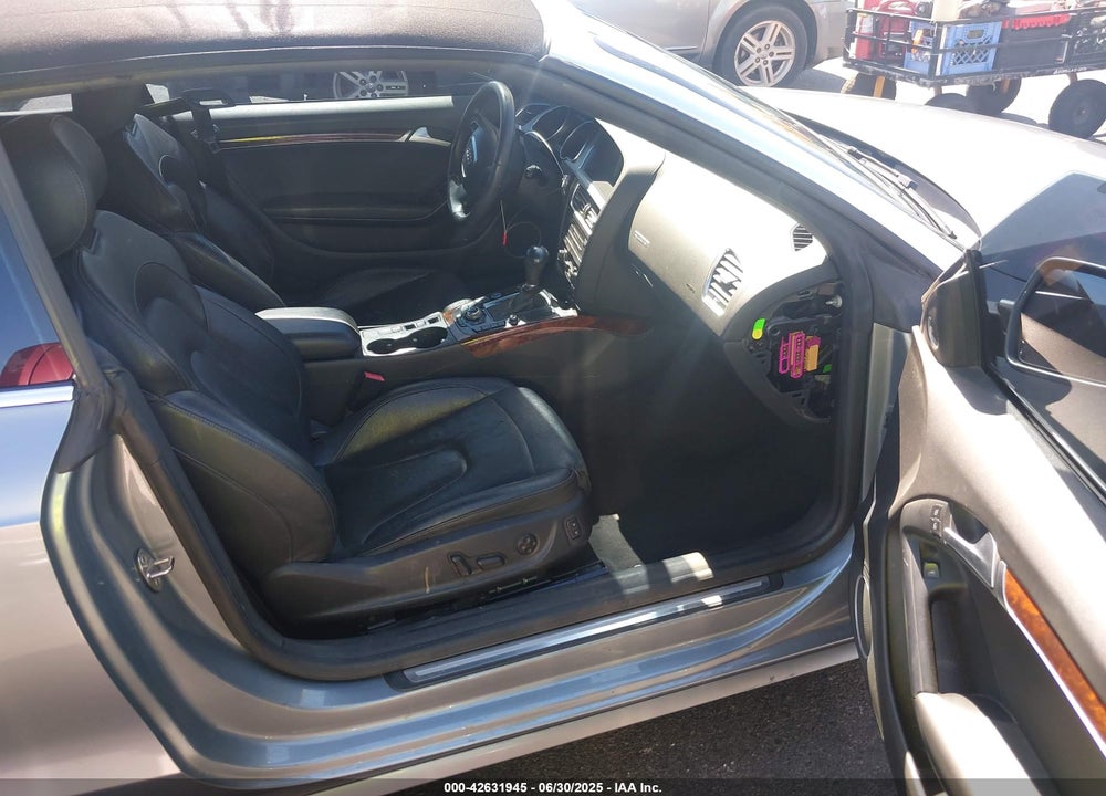 2010 AUDI A5 VIN: WAUVFAFH1AN022369