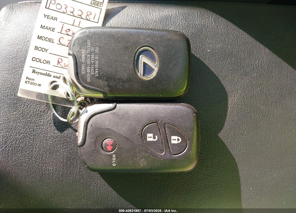 2011 LEXUS CT200H VIN: JTHKD5BH1B2032281