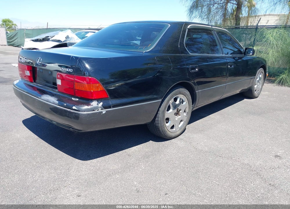 1998 LEXUS LS 400 VIN: JT8BH28F5W0104318